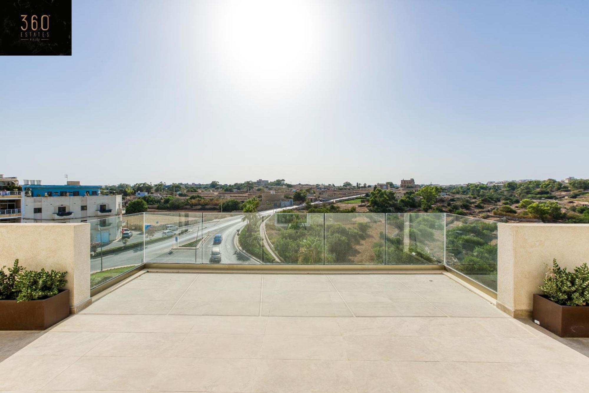 Apartament Luxury Beautiful Penthouse With Amazing Views & Ac By 360 Estates Marsaxlokk Zewnętrze zdjęcie